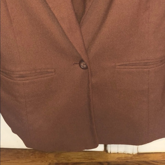 Frenchi brown blazer size medium - Picture 3 of 4
